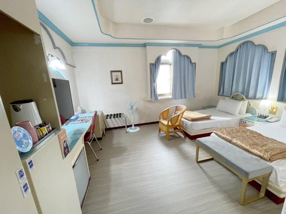 טאינאן Hua Ku Hotel מראה חיצוני תמונה