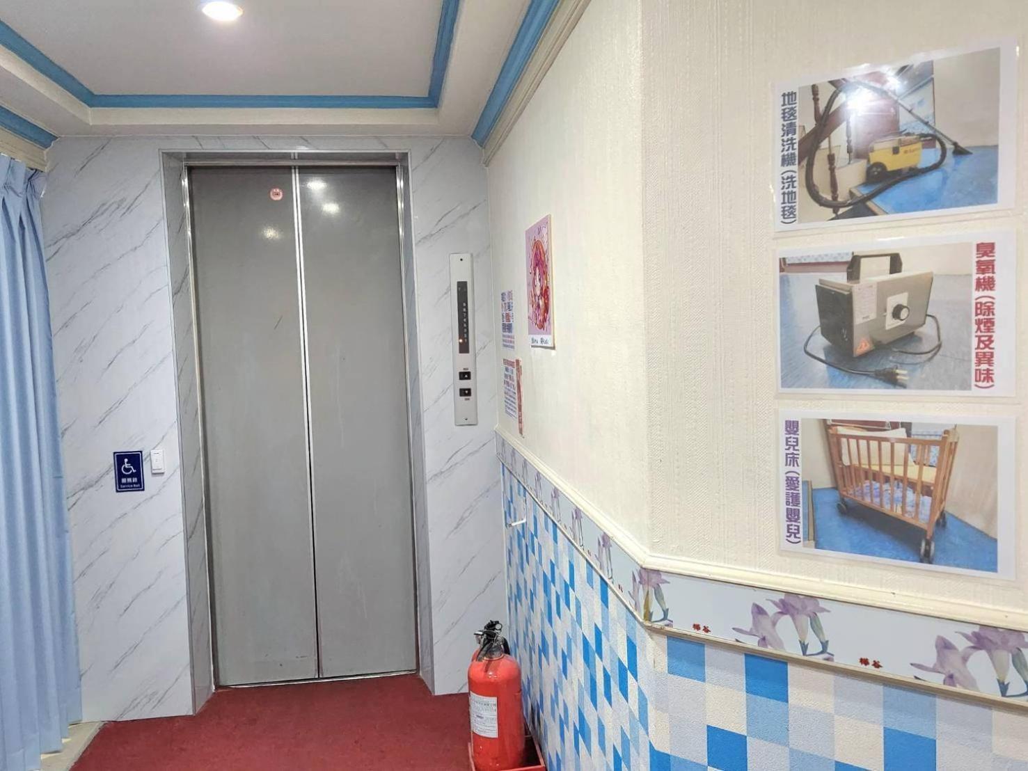 טאינאן Hua Ku Hotel מראה חיצוני תמונה