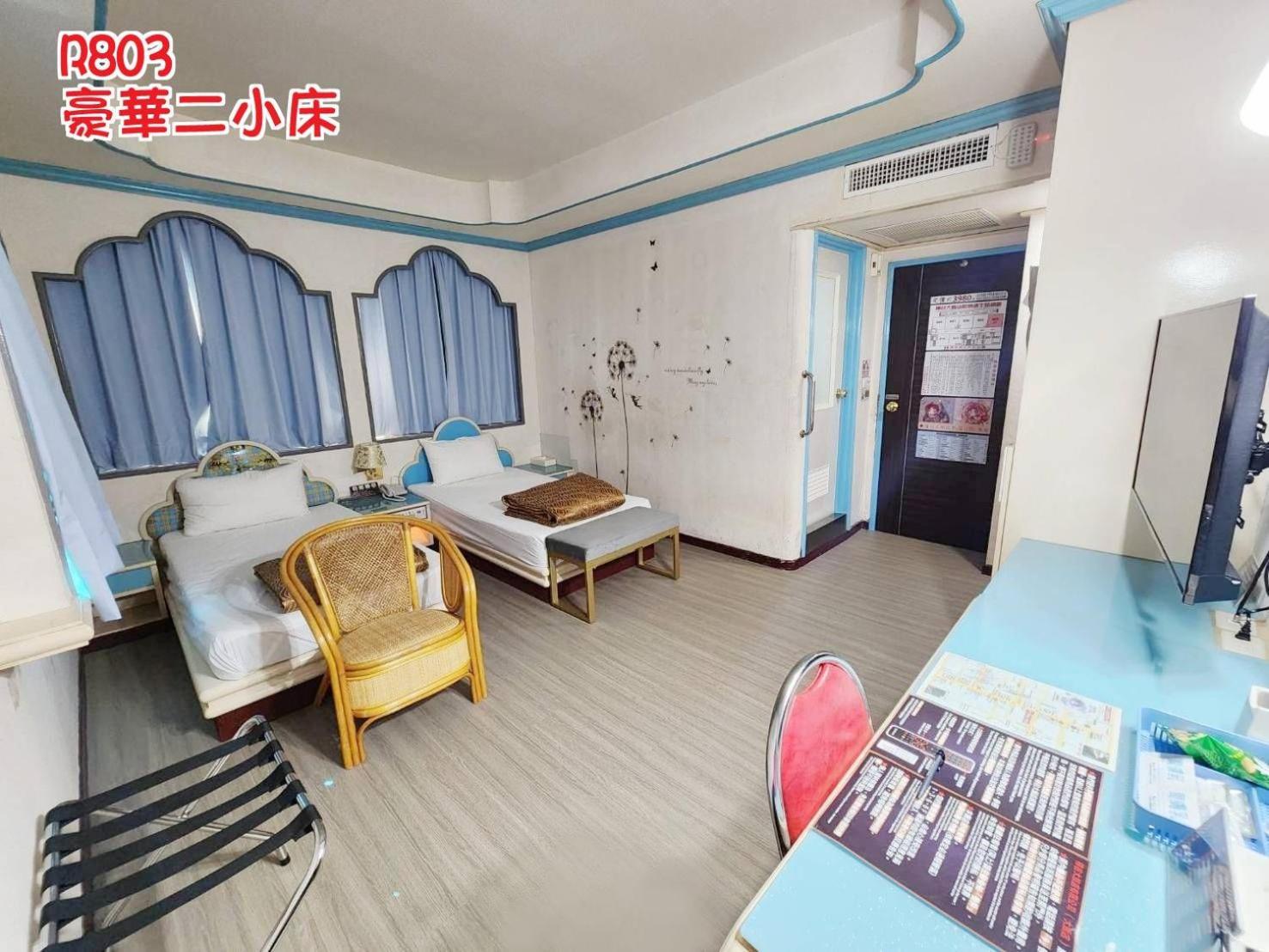 טאינאן Hua Ku Hotel מראה חיצוני תמונה